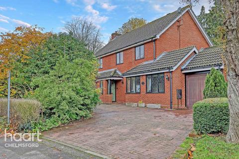 4 bed property, in Willow Green, £875,000