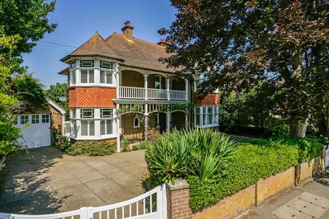 4 bed property, in Mill Road, £1,150,000