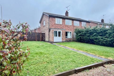 3 bed property, in Durris Close, £206,000