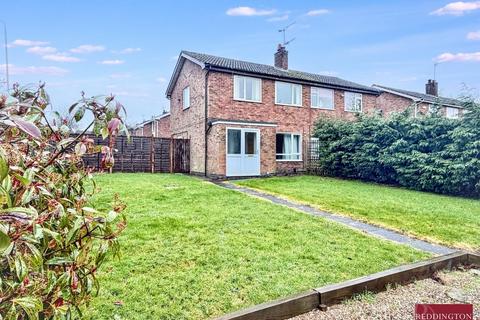 3 bed property, in Durris Close, £199,000