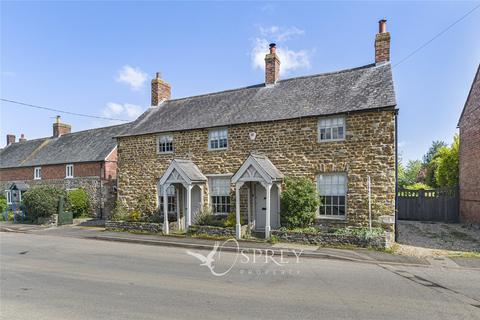 4 bed property, in Stapleford Road, £700,000
