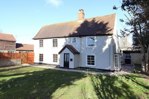 4 bed property, in School Road, £625,000
