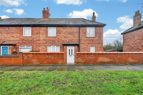 2 bed property, in Terry Street, £375,000