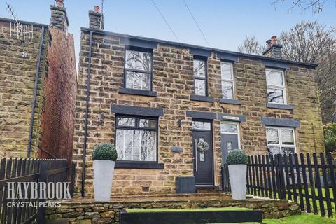 3 bed property, in Dale Road, £245,000