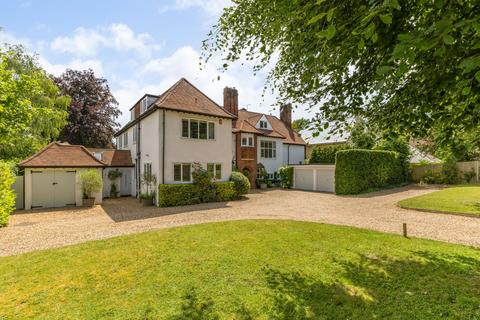 7 bed property, in Knottocks Drive, £2,575,000