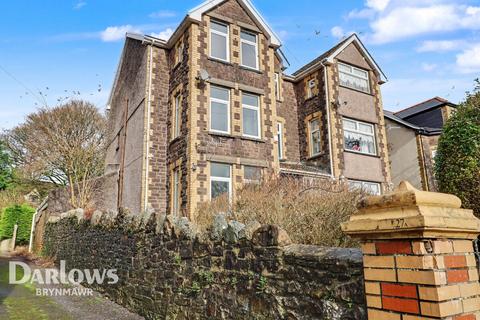 4 bed property, in King Street, £225,000