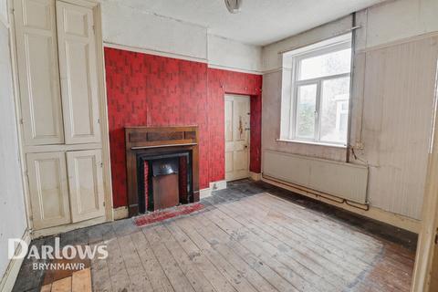 4 bed property, in King Street, £225,000