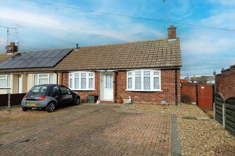 1 bed property, in Normandy Avenue, £300,000