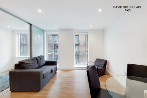 2 bed property, in Hudson House, £375,000