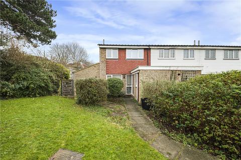 3 bed property, in Cowden Road, £450,000