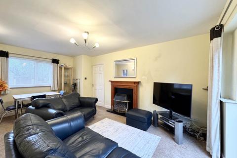 3 bed property, in Derby Drive, £299,995