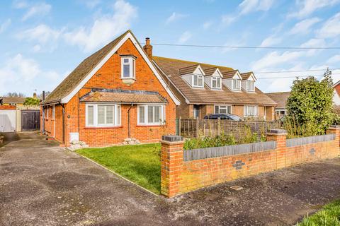 3 bed property, in South Hayling, £449,995