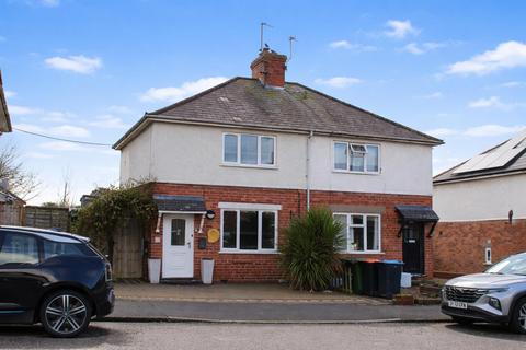 3 bed property, in Stanton Avenue, £300,000