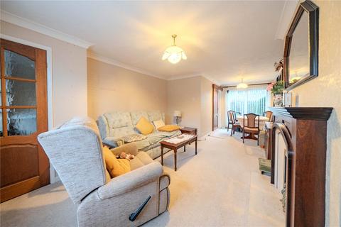 3 bed property, in Salisbury View, £239,995