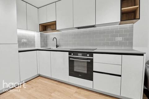 1 bed property, in Farington House, £375,000