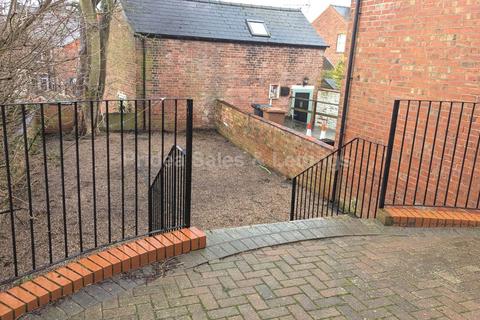 Studio, in Yarborough Road, £22,500