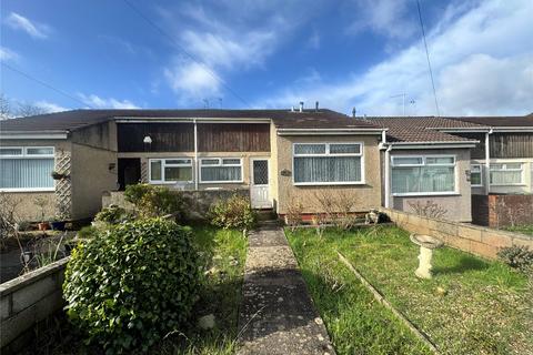 2 bed property, in Colston Close, £200,000