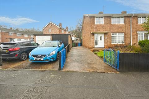 3 bed property, in Egmanton Road, £180,000