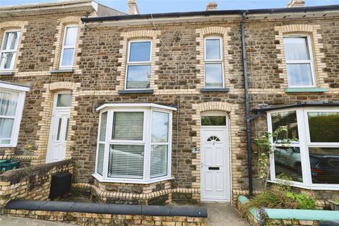 2 bed property, in Chudleigh Terrace, £195,000