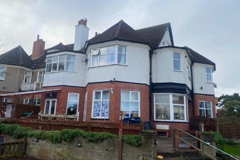 4 bed property, in Morpeth Road, £850,000