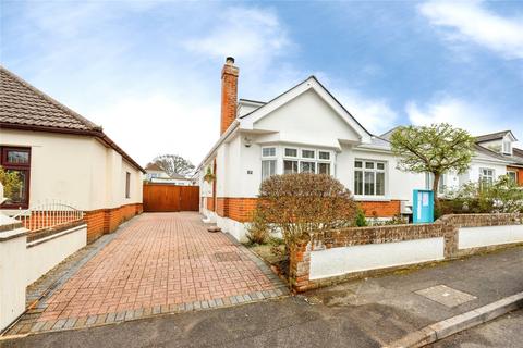 4 bed property, in Heather Road, £400,000