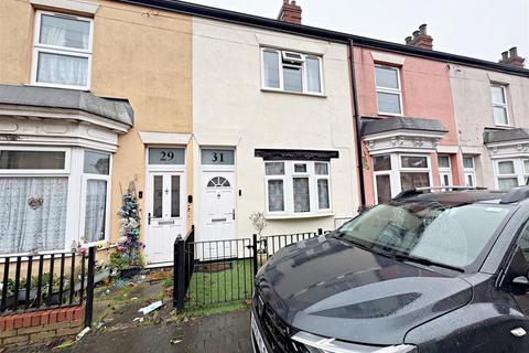 2 bed property, in Guildford Street, £89,950