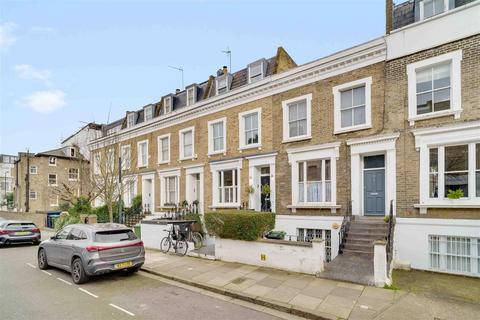 5 bed property, in Britannia Road SW6, £2,400,000