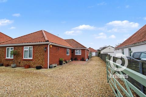 4 bed property, in Lynn Road, £550,000