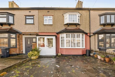 3 bed property, in Easternville Gardens, £550,000