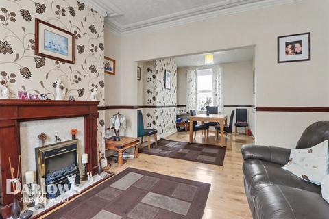 3 bed property, in Carlisle Street, £220,000