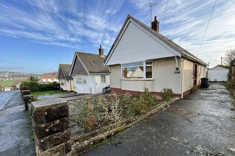 2 bed property, in Marston Drive, £179,950