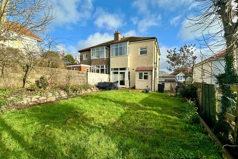3 bed property, in Seaview Crescent, £290,000
