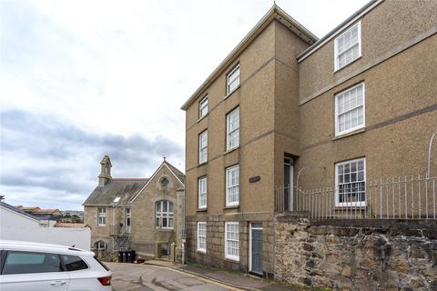 4 bed property, in Voundervour Lane, £400,000