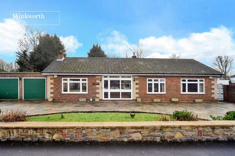 3 bed property, in Northey Avenue, £1,000,000