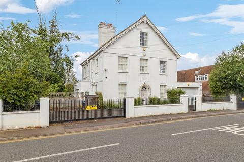 5 bed property, in Paines Lane, £2,200,000