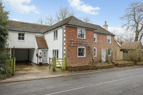 4 bed property, in Upper Harbledown, £700,000