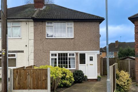 2 bed property, in Harris Road, £240,000