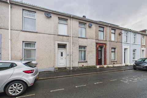 3 bed property, in Brynmor Road, £90,000
