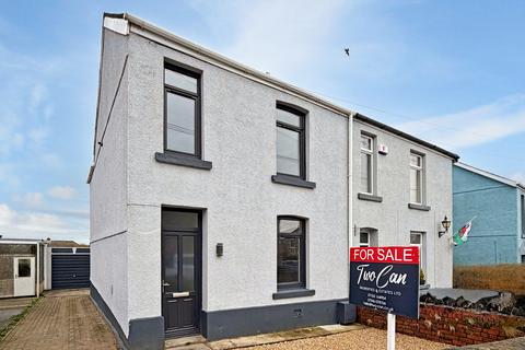3 bed property, in Roger Street, £215,000