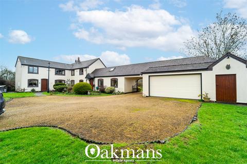 4 bed property, in Droitwich Road, £850,000