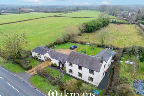 4 bed property, in Droitwich Road, £850,000
