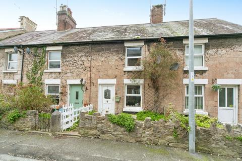 2 bed property, in Fron Terrace, £149,950