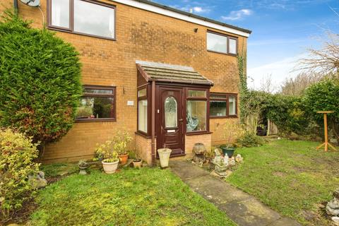 3 bed property, in Wade Brook Road, £170,000