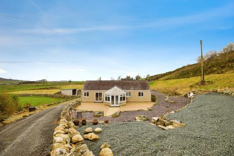3 bed property, in Bach, £525,000