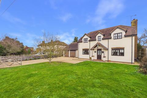 4 bed property, in The Lane, £850,000