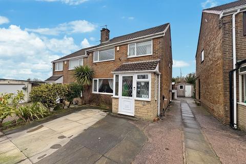 3 bed property, in Cartmel Close, £325,000