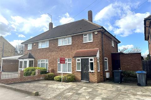 3 bed property, in Elm Road, £675,000