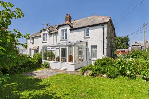 3 bed property, in Trebarwith, £450,000