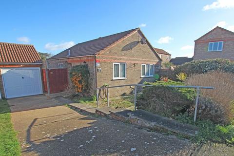 2 bed property, in Ramsay Way, £335,000