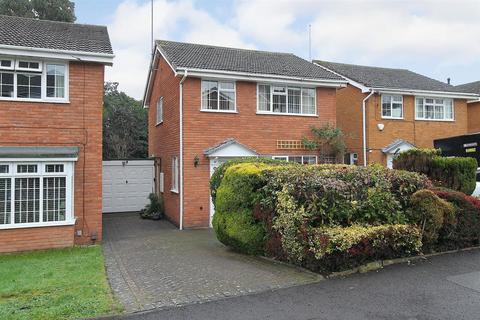 3 bed property, in Lansdown Green, £275,000